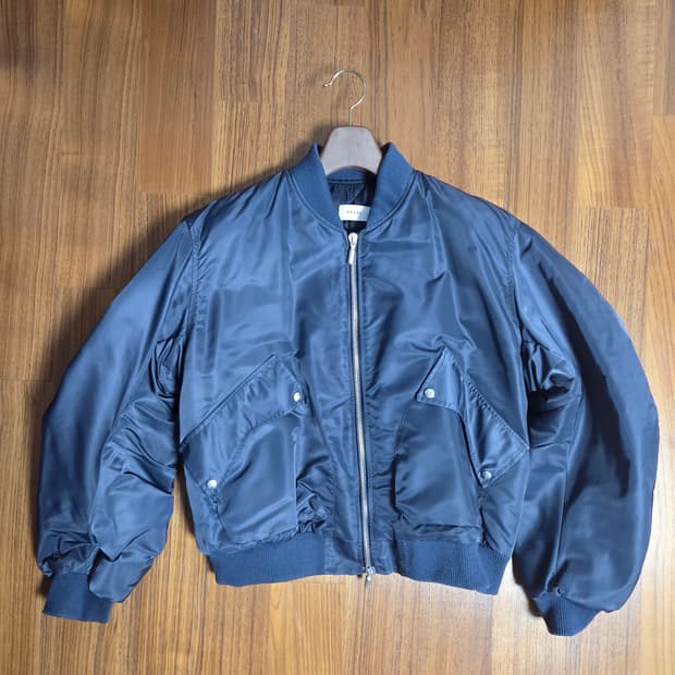 Rhude 네이비 블루 MA-1 자켓