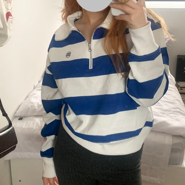 벤시몽 럭비티 스트라이프 크롭 하프 집업 블루