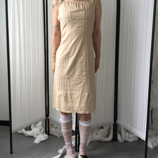 Puff sleeve point onepiece