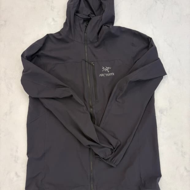 아크테릭스 스쿼미시 블랙사파이어 m