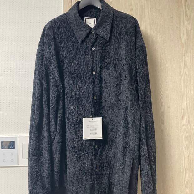 52사이즈 새상품, 우영미 24fw 피콕셔츠 네이비