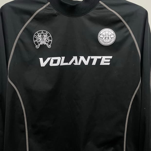 [1]볼란테 모크넥 피스테 맨투맨 새상품급 판매