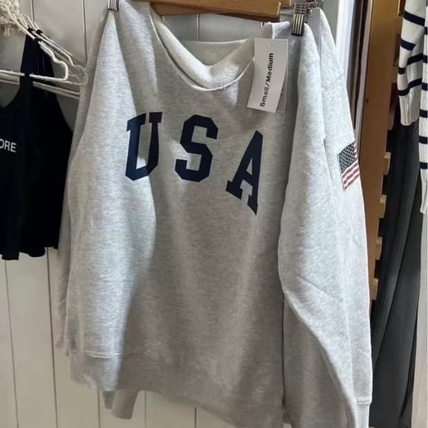 브랜디멜빌 usa 오프숄더 맨투맨