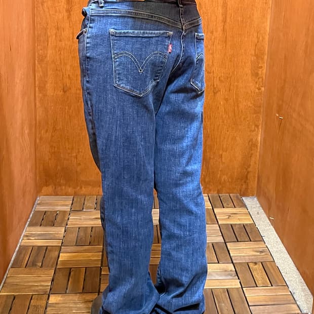  (32) Levi’s (리바이스 클래식 부츠컷) 