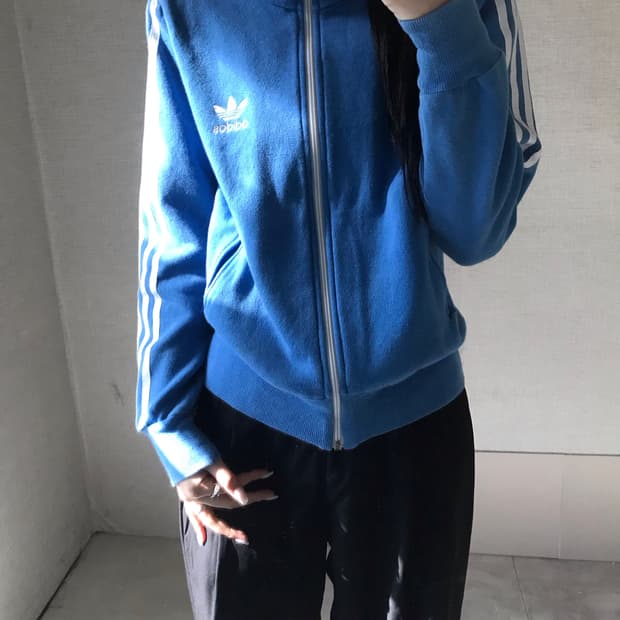 아디다스 연하늘 면집업