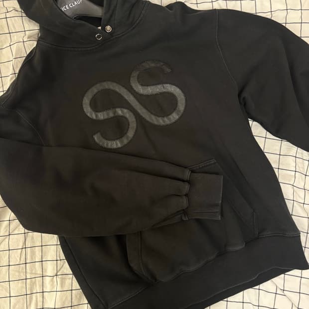 Ssession SS patch hoodie black