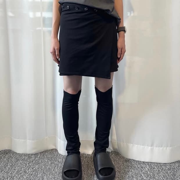 지초이 22-004 랩스커트