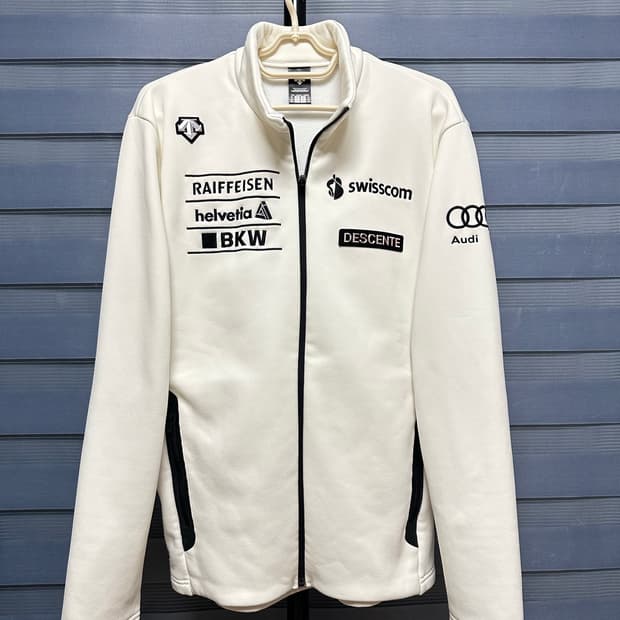 데상트 스위스 후리스 집업 XL