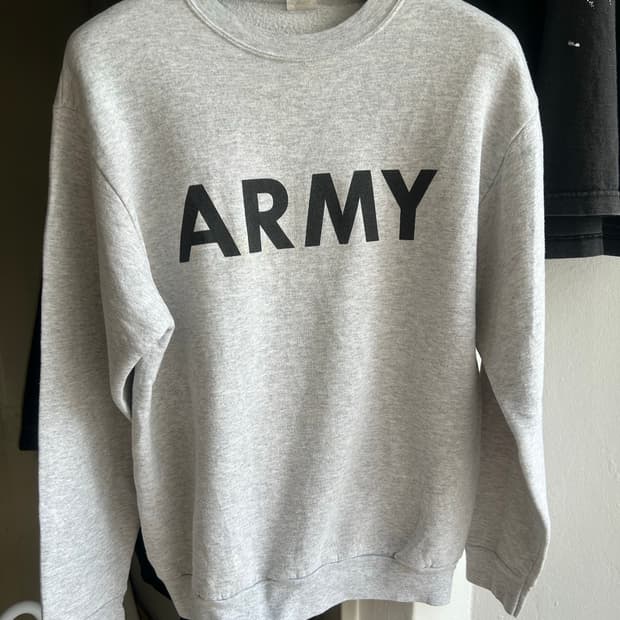 00‘s us army sweatshirt