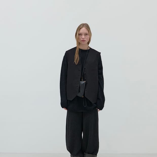 repos Over Cotton Vest Black