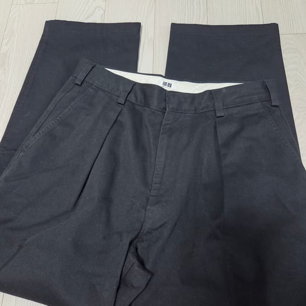 (82)유니클로U 원턱팬츠