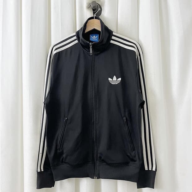 아디다스 블랙 화이트 파이어버드 져지