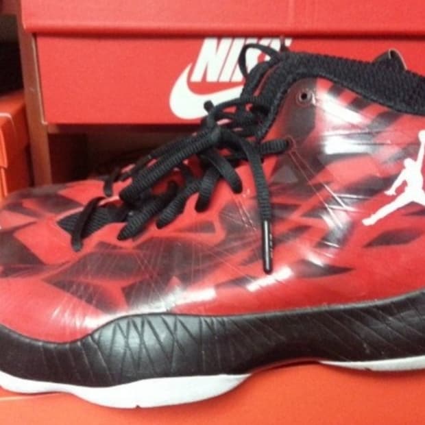 나이키 에어 조던 2012 LITE EV 첼린지 레드 270