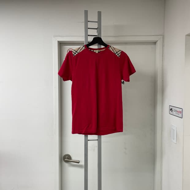 버버리 반팔 티셔츠 레드 12(W)