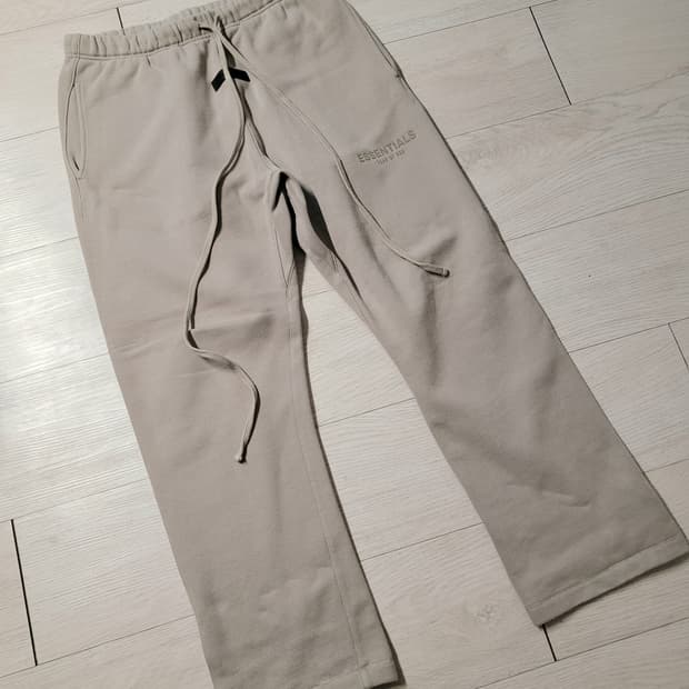 피오브갓 에센셜 릴랙시드 스웻팬츠 M