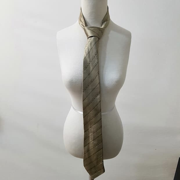 GIVENCHY 지방시 실크 넥타이