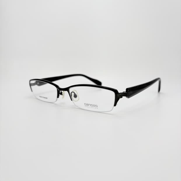 GANGES 블랙 슬림 스퀘어 반무테
