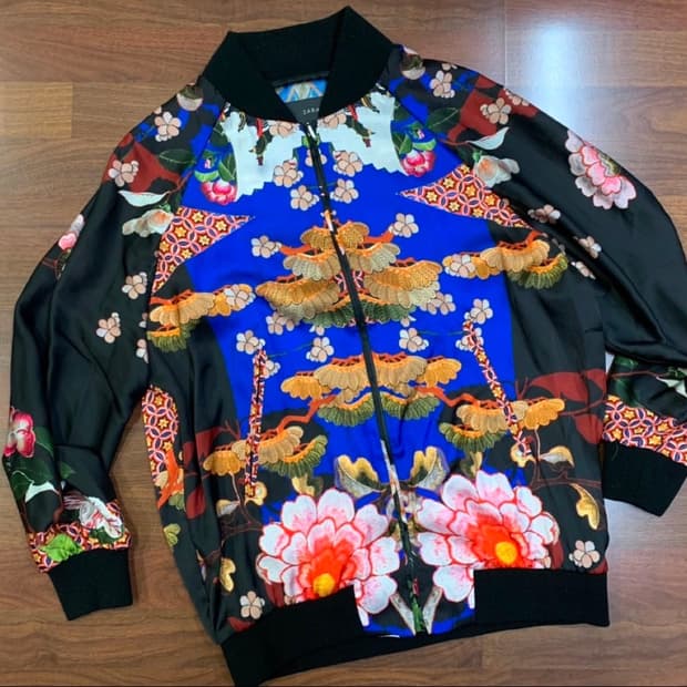 ZARA 오리엔탈 짚업 보머자켓