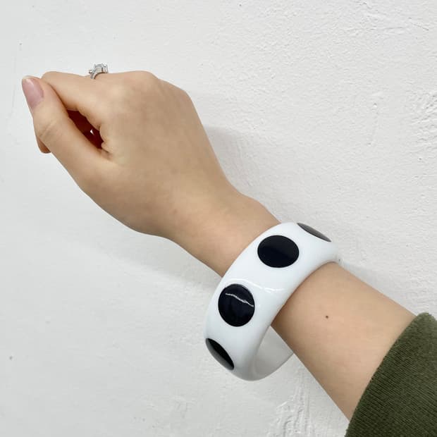 볼드 도트 뱅글