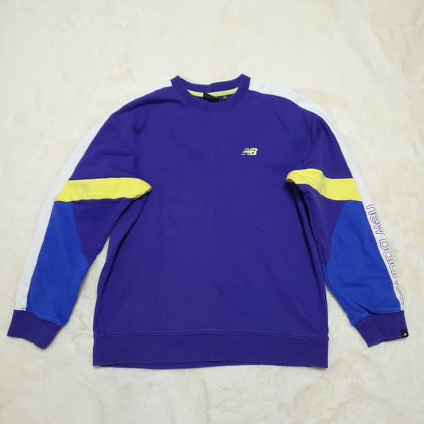 뉴발란스 여성 맨투맨 95 0312