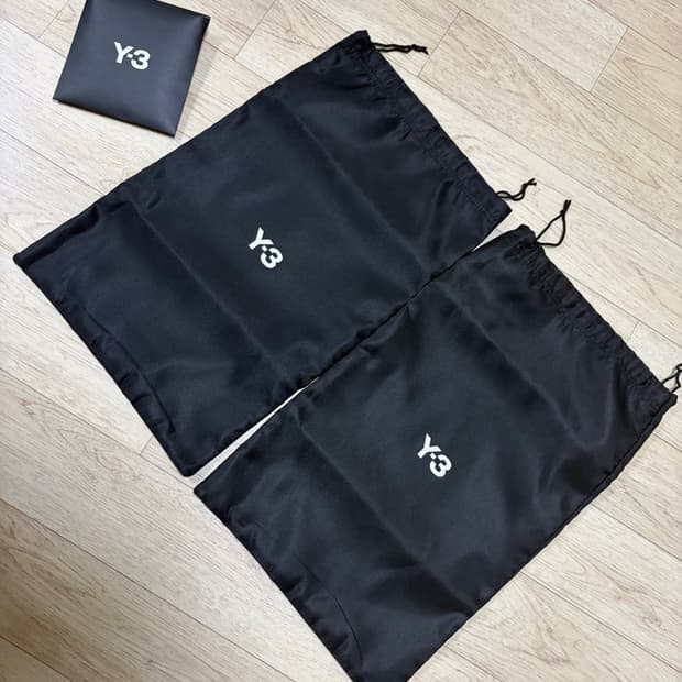 Y-3 더스트백 블랙