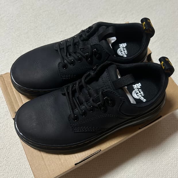 [230] 닥터마틴 리더 와이오밍 레더 유틸리티 슈즈 블랙