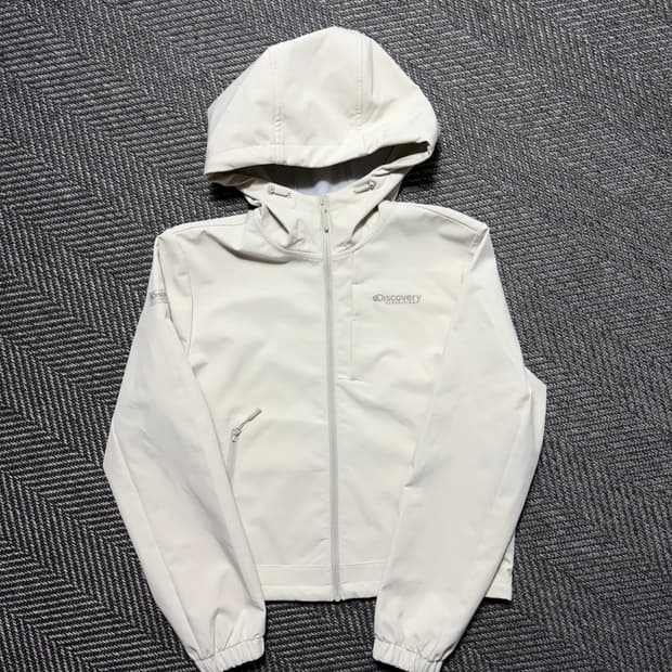 디스커버리 아이보리 후드 바람막이(85)