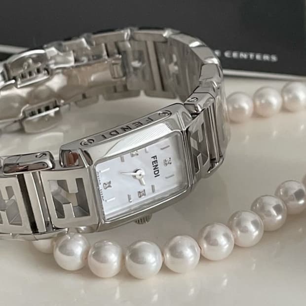 펜디 시계 삽니다