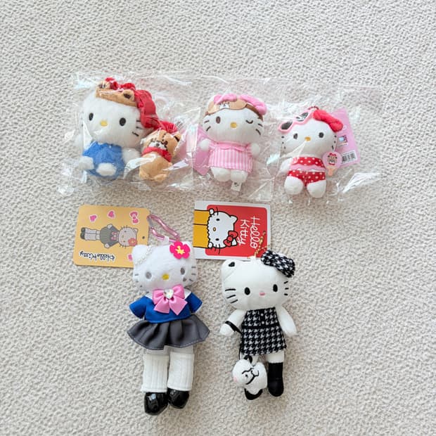 (새상품) 헬로키티 인형 키링