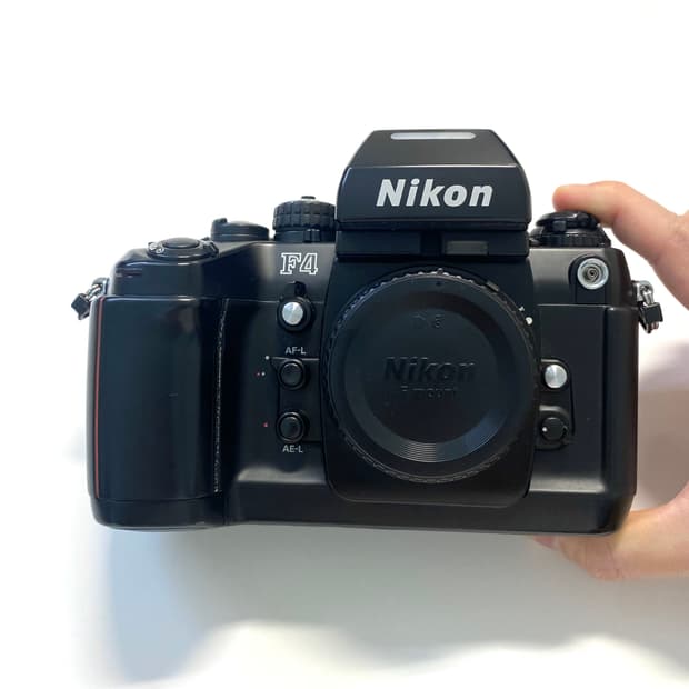 니콘 F4 필름 카메라