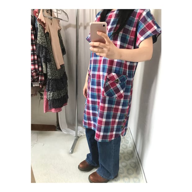 check wood button pocket dress