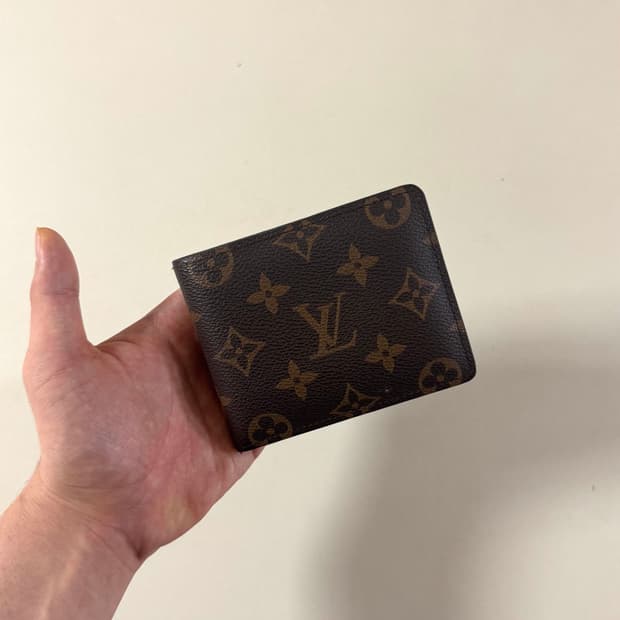 루이비통 모노그램 반지갑