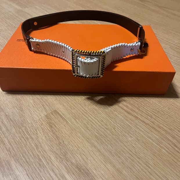 토가 풀라 레더 스티치 벨트