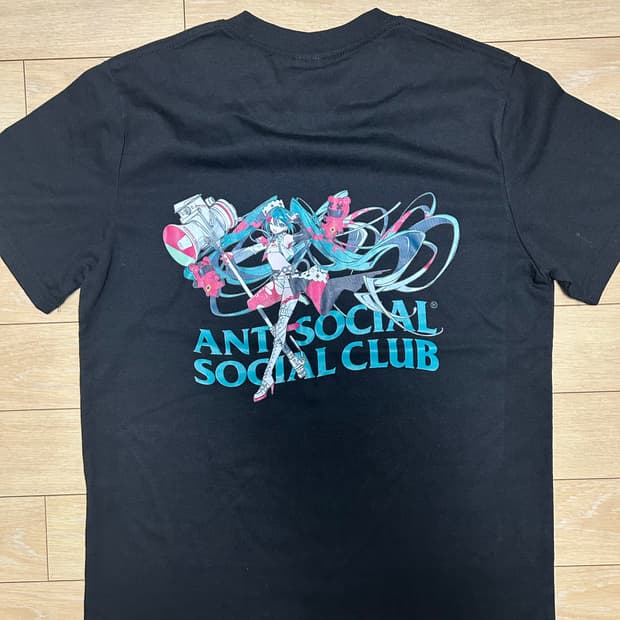 안티소셜소셜클럽 하츠네미쿠 티셔츠