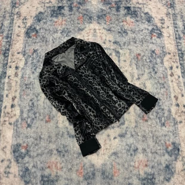 Rubik snow leopard velour fur rider jack