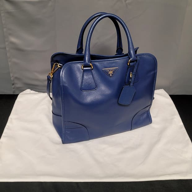 프라다 가방,크로스백토트백(디올샤넬보테가루이비통구찌셀린느생로랑발렌시아가