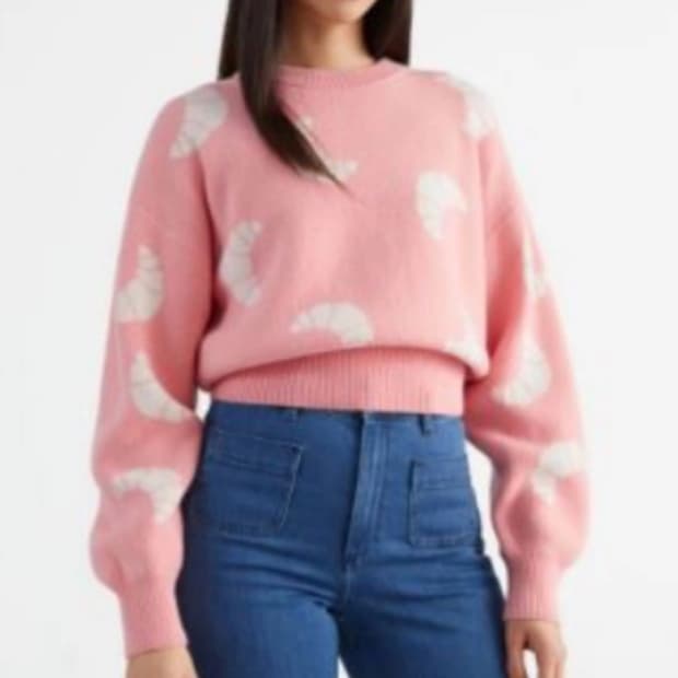 앤아더스토리즈 크루아상 니트