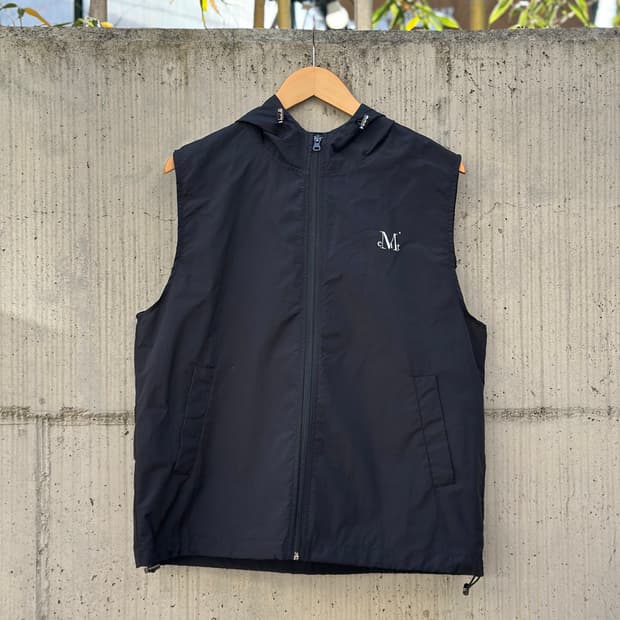 MUCENT 나일론 후드 베스트