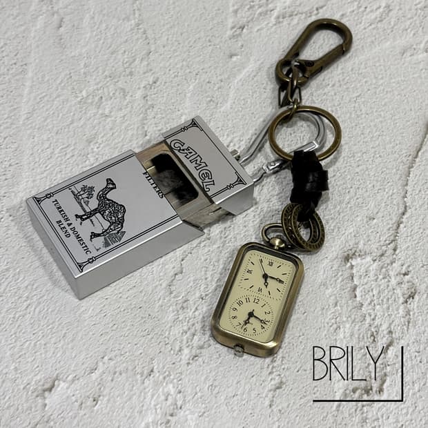[Unisex] TIME 카멜 재떨이 쿼츠 시계 빈티지 키링 열쇠고리