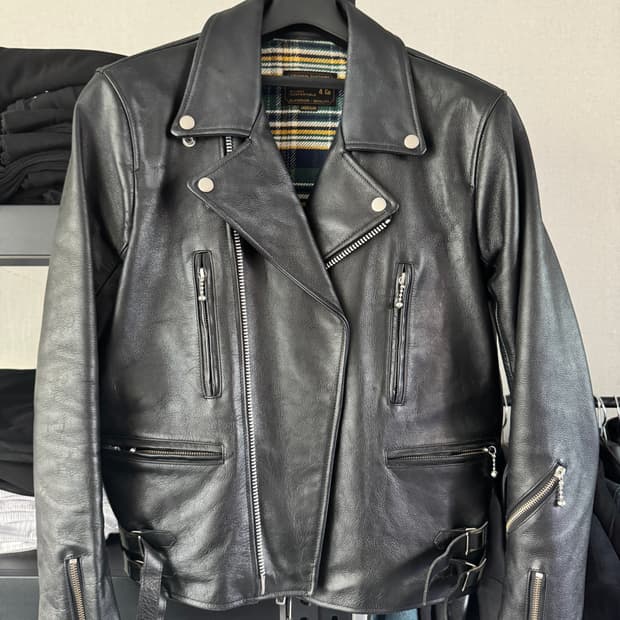 아웃스탠딩 가죽 라이더자켓