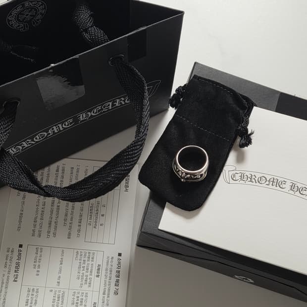 [정품] 크롬하츠 플로랄 크로스링 국내풀구성