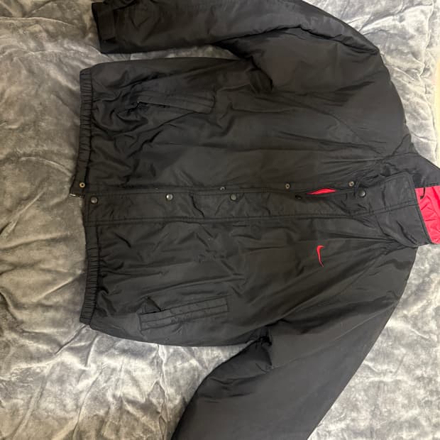 나이키 자켓 팝니다. 올드스쿨