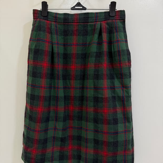 입생로랑 체크 스커트 정품