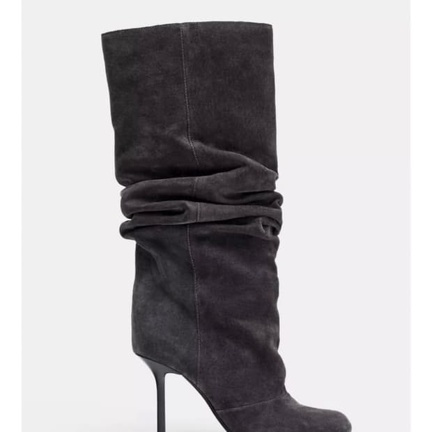 (구해요) 자라 셔링 레더부츠 245/250