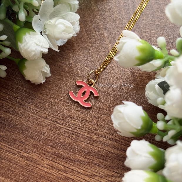 핑크) 샤넬 심플 미니 로고 골드 목걸이