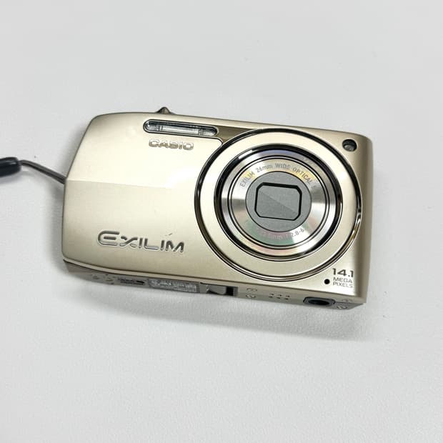 카시오 엑슬림 ex-Z2300 Casio Exilim 아이보리