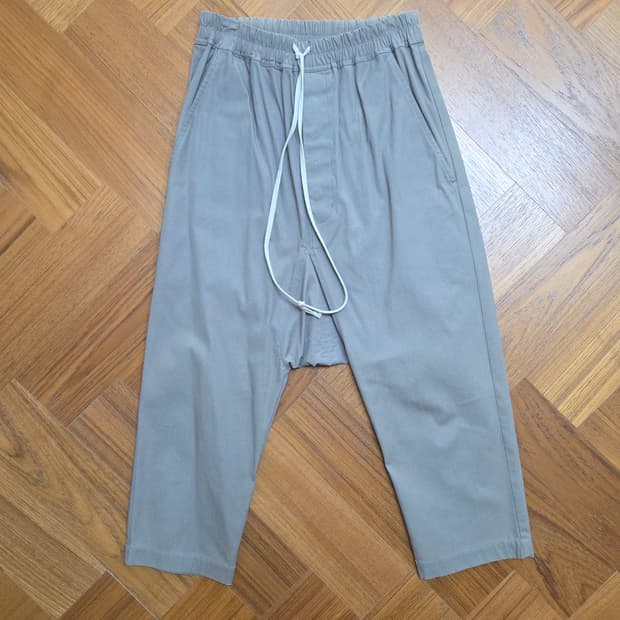 릭오웬스 드로우스트링 배기핏 팬츠 더스트