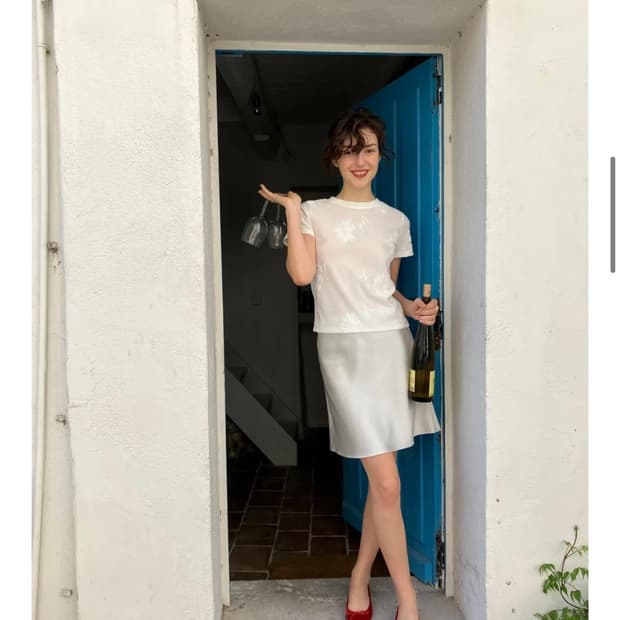 Lo61 fiora satin skirt (새상품)