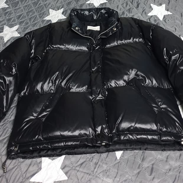 LURE 덕다운 나일론 유광 숏패딩 블랙 (F)