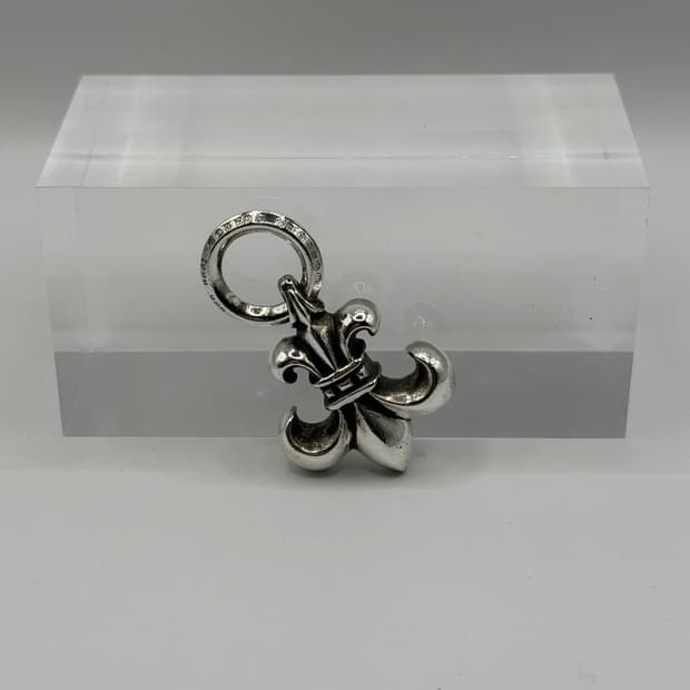 크롬하츠 목걸이 판매합니다. [ 크롬하츠 BS플레어 펜던트 ]